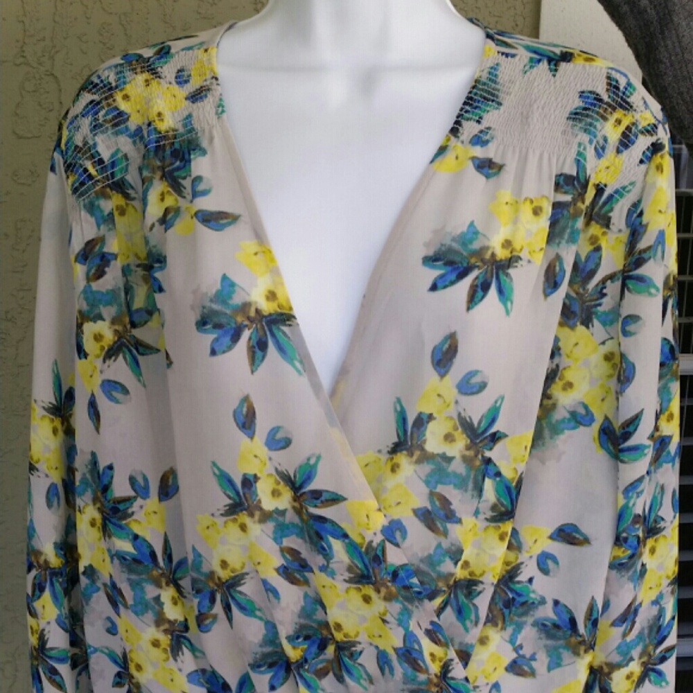 ☆ANN TAYLOR SHIRT BLOUSE - Beautiful! L@@k…